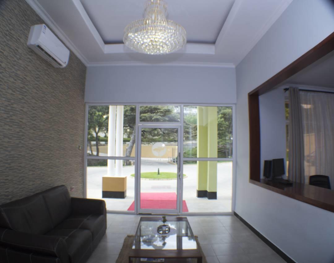Hotel Desderia Мбея Экстерьер фото