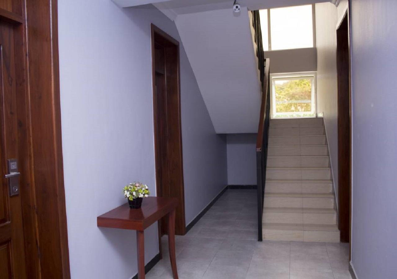 Hotel Desderia Мбея Экстерьер фото